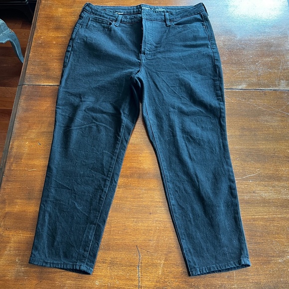 Old Navy High Rise OG Straight Black Jeans, Size 18 - Picture 1 of 4